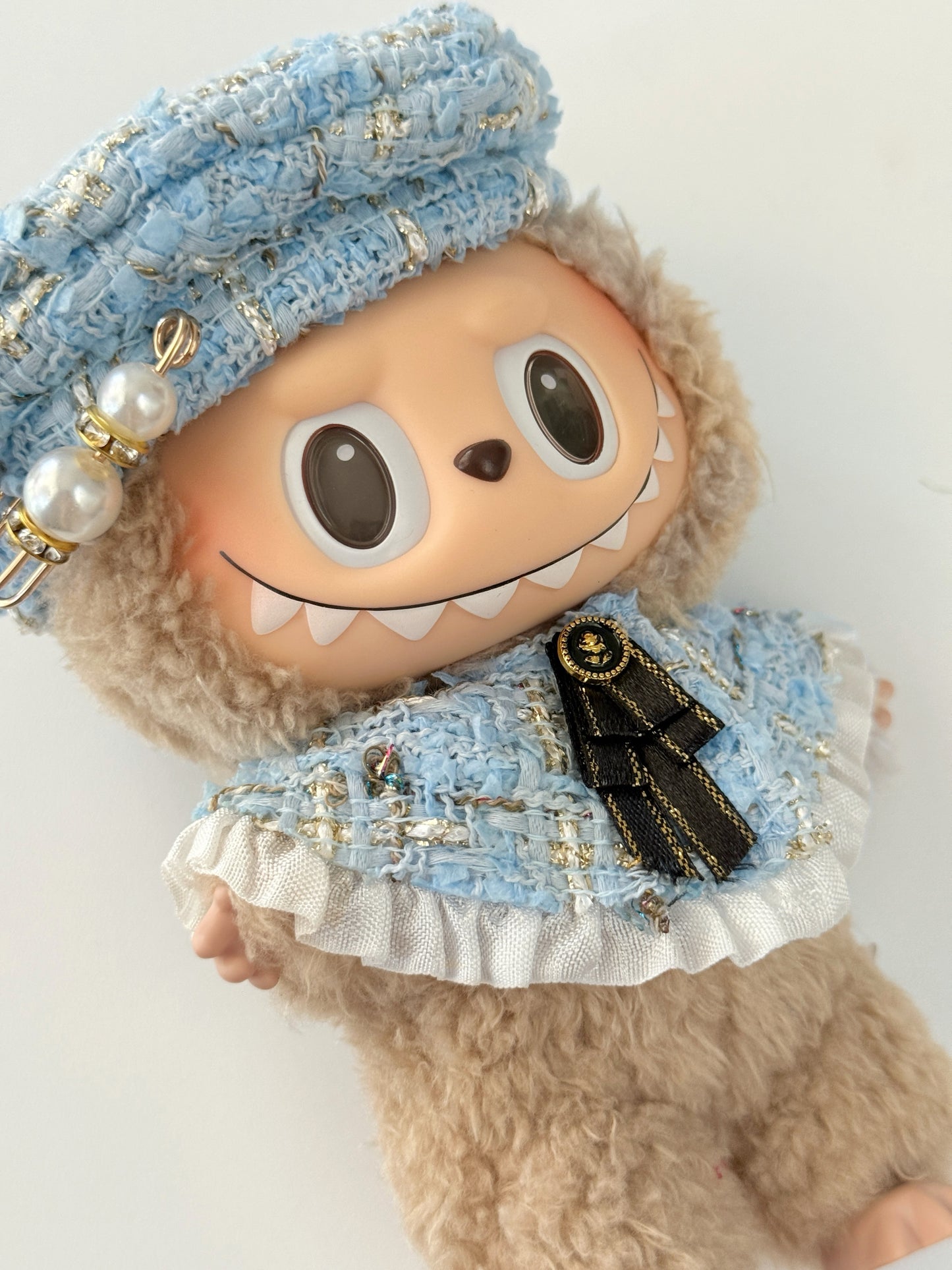 Labubu Clothes – Elegant Blue Outfit with Pearl Accents (Jennie Vibes, Handmade Limited)