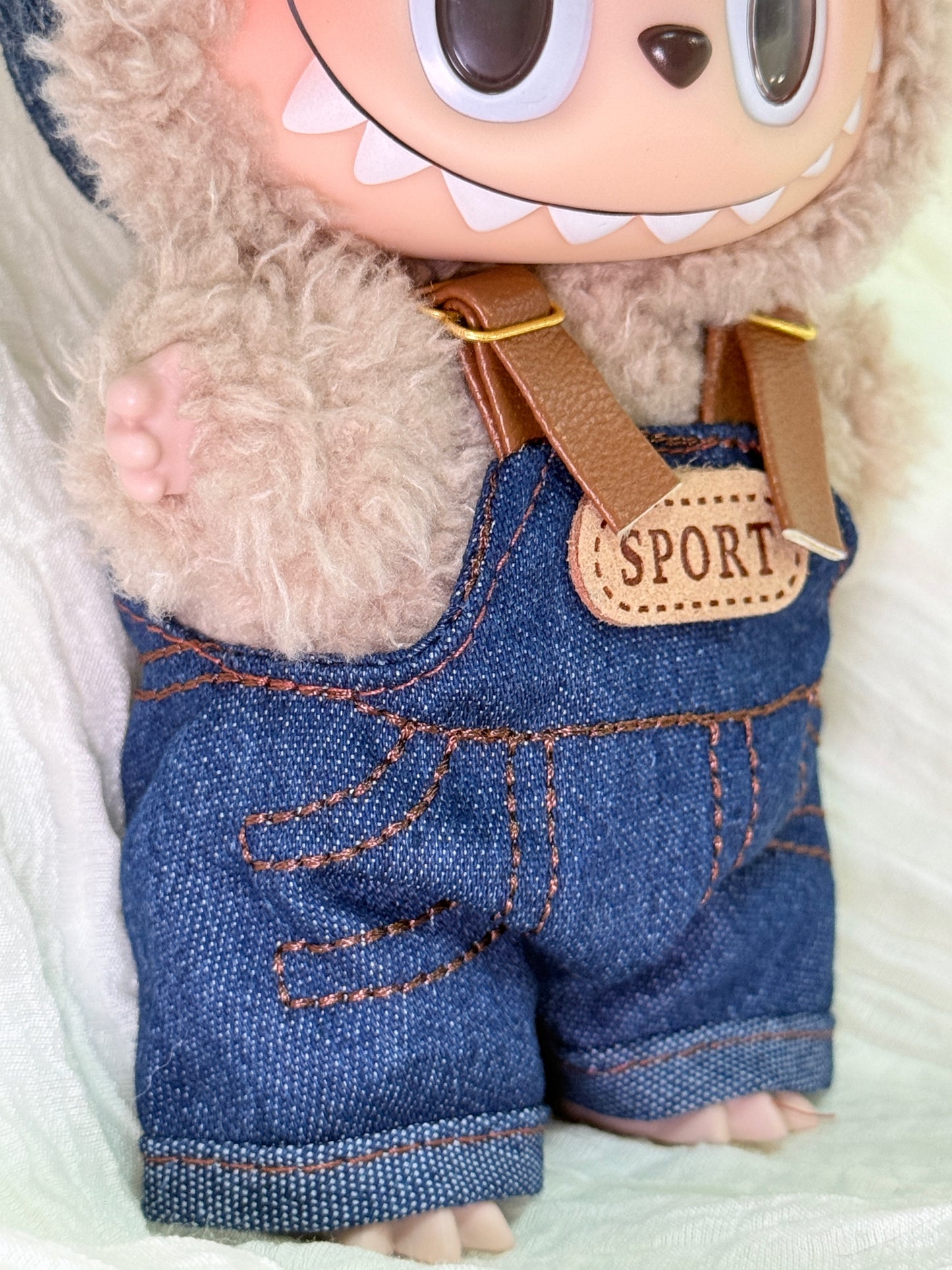 Labubu Clothes – Denim Overalls & Sporty Cap Set (Handmade Streetwear Look)
