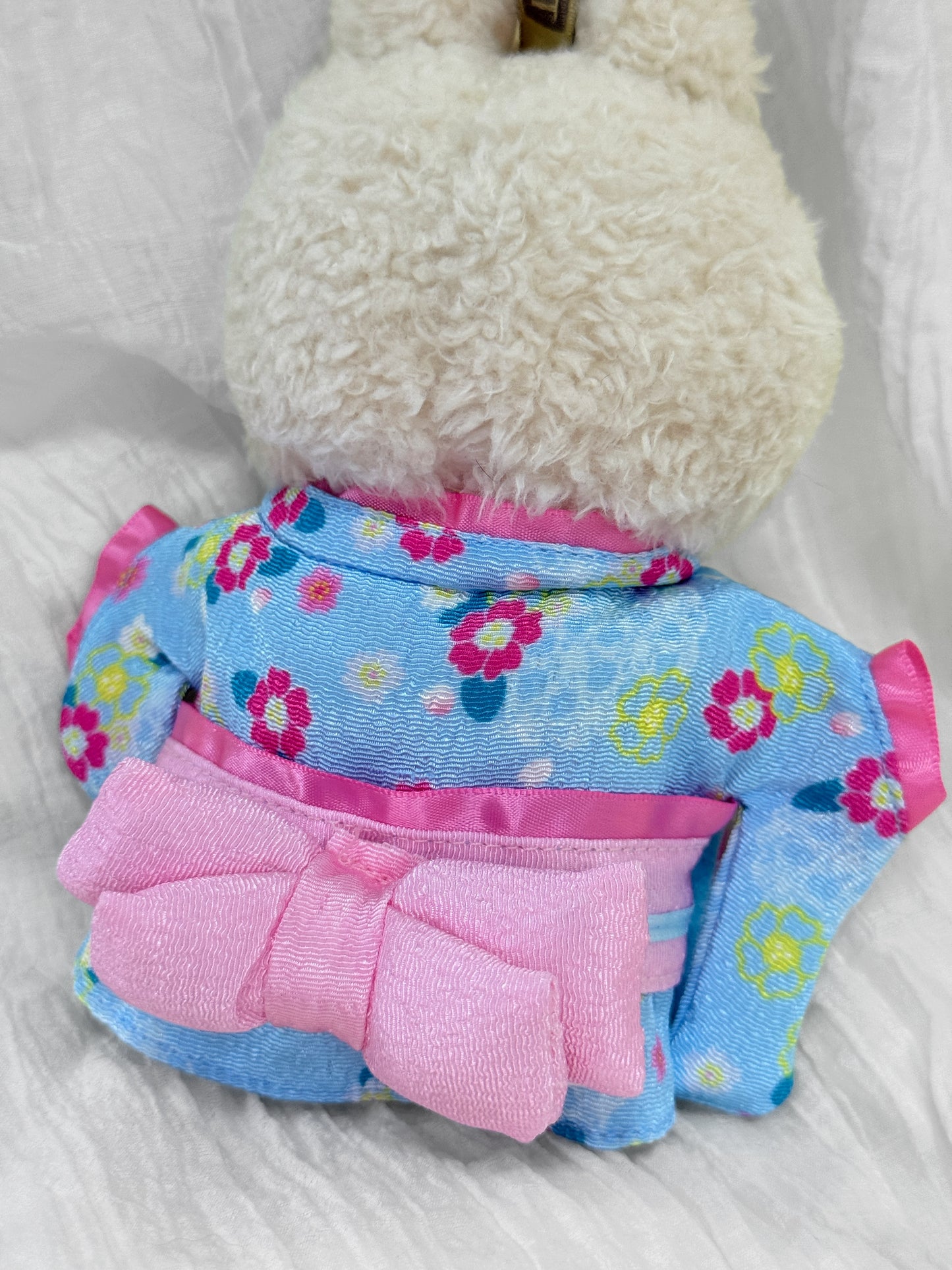 Labubu Clothes – Sakura Kimono-Inspired Outfit with Lace Bow (Handmade)
