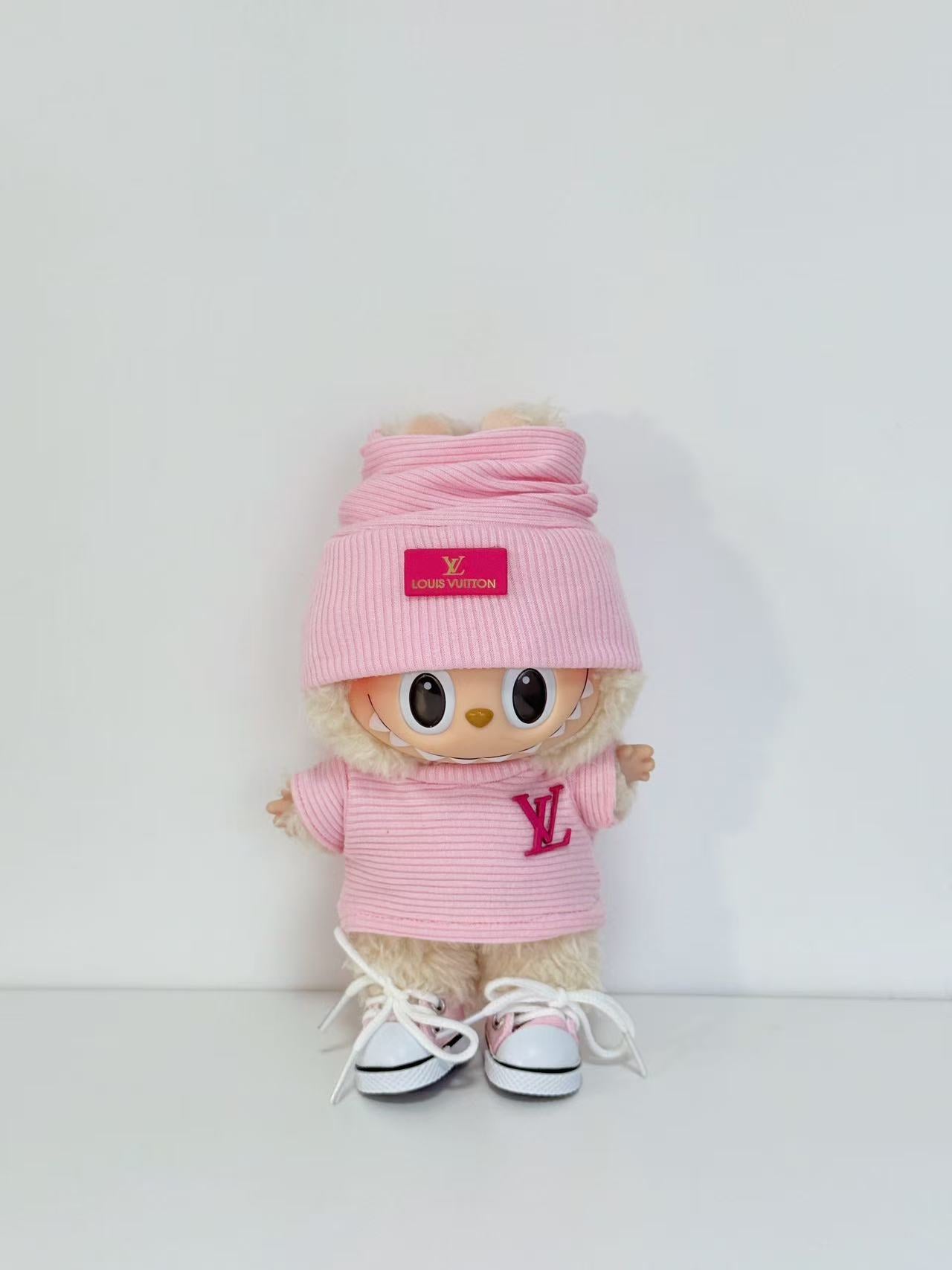 Labubu Clothes – Pink Knit Casual Outfit Set with Overalls & Bow (Handmade Soft Look)